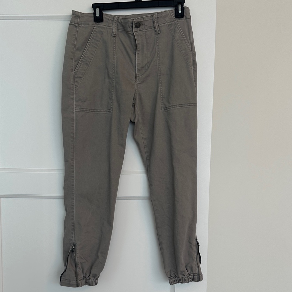 CAbi Compass Pant Chinchilla